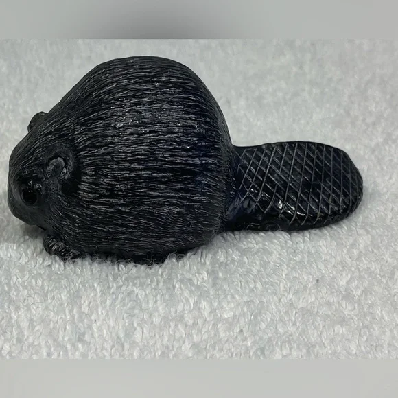 A Wolf Original Grey Handmade Beaver Soapstone Sculpture Made In Canada - Picture 5 of 10